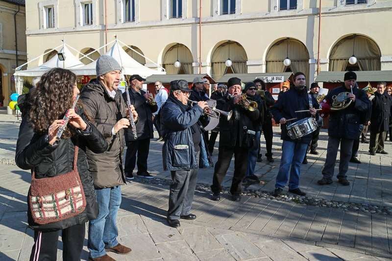 Auguri in musica Auguri in musica