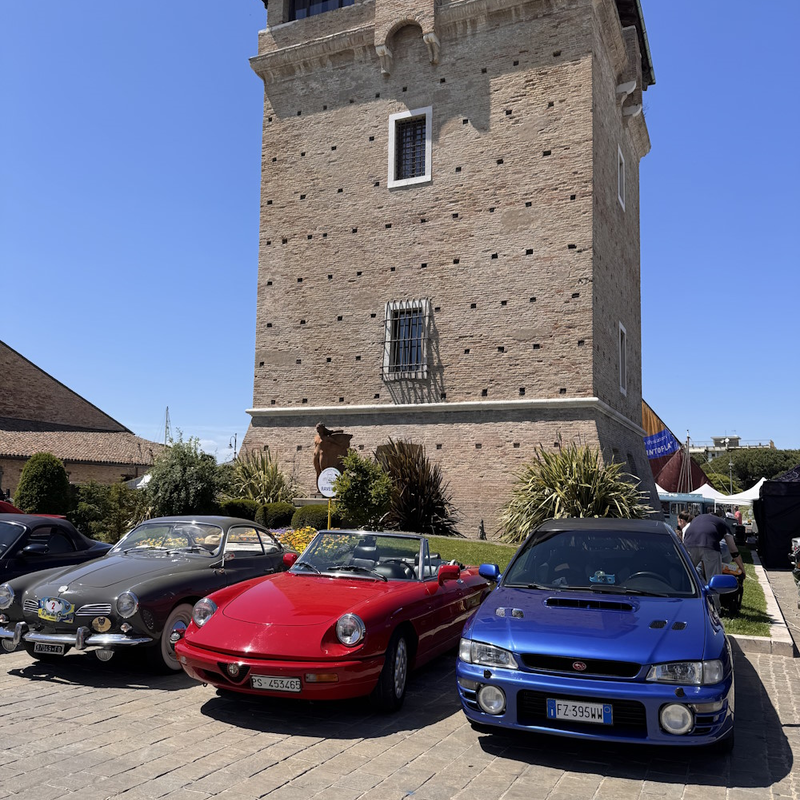 Raduno auto d'epoca Torre San Michele
