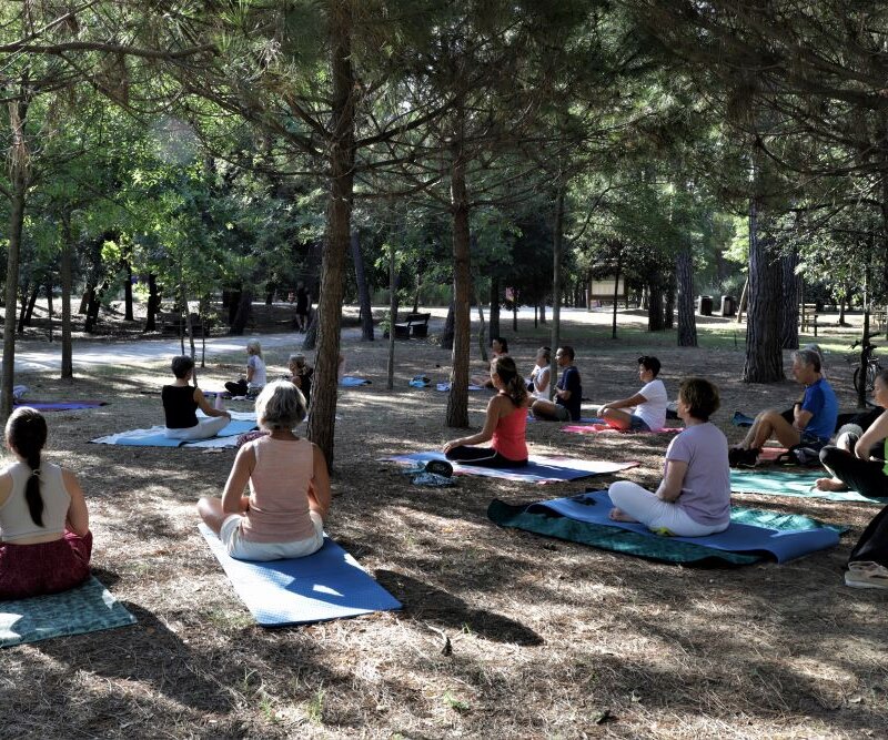 Yoga nella Riviera dei Pini | © Gruppo Fotografico Cervese