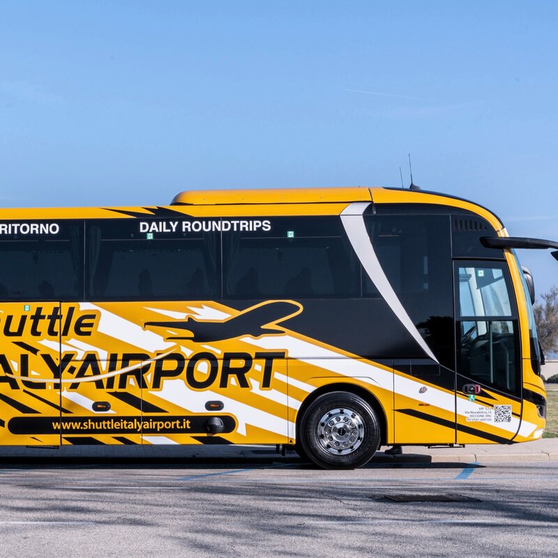 Shuttle from Bologna airport to the beach