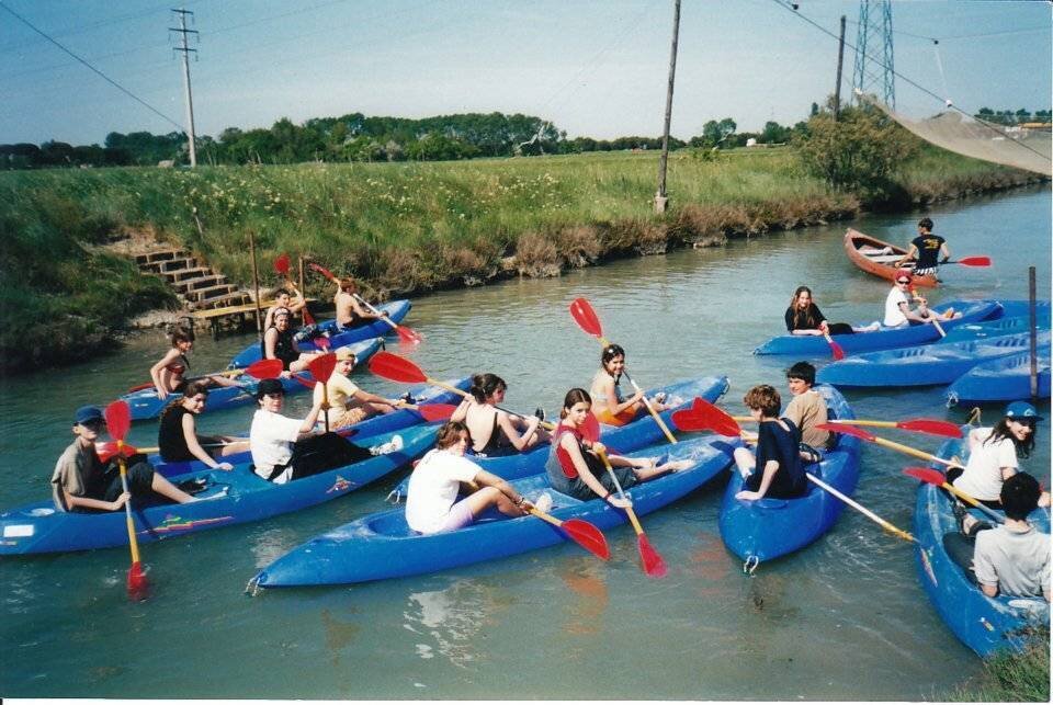 Mit Dem Kanu Auf Dem Zufluss Der Salina 335855
