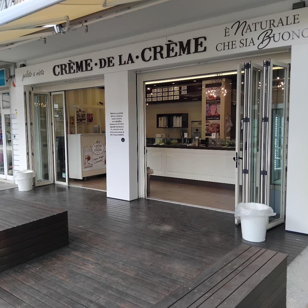 CrèMe De La CrèMe Mima