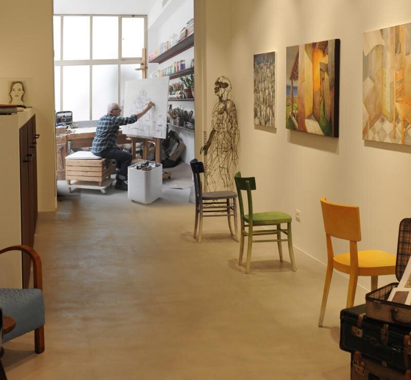 Services - Galleria d'arte Carlo Ravaioli - Cervia